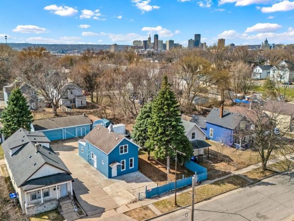 612 Bush Avenue , Saint Paul, MN 55130