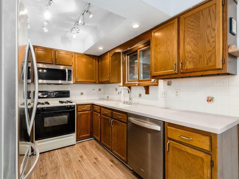 130 Carrowmoor Court, Unit 35, Dublin, OH 43017 Photo 10