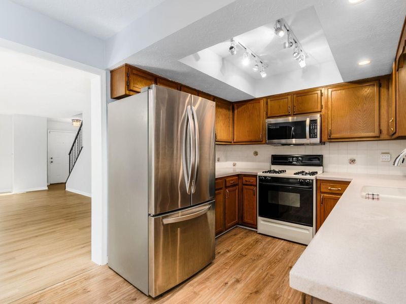 130 Carrowmoor Court, Unit 35, Dublin, OH 43017 Photo 12