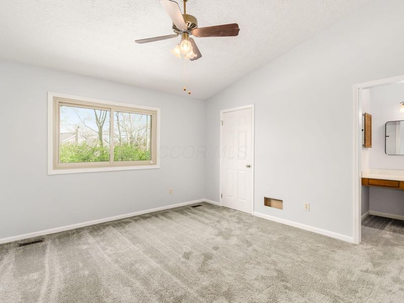 130 Carrowmoor Court, Unit 35, Dublin, OH 43017 Photo 18