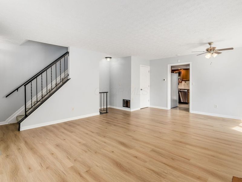 130 Carrowmoor Court, Unit 35, Dublin, OH 43017 Photo 7