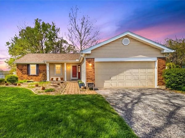 118 Walnut Hill Drive , St Charles, MO 63304