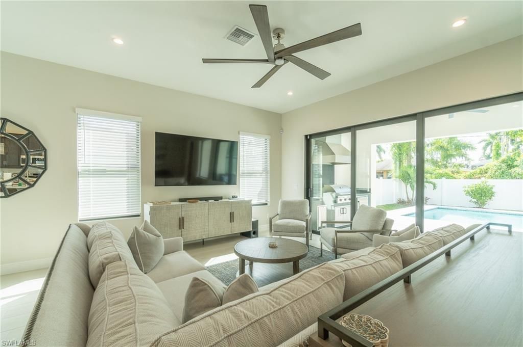 822 105th Ave N, Naples, FL 34108 Photo