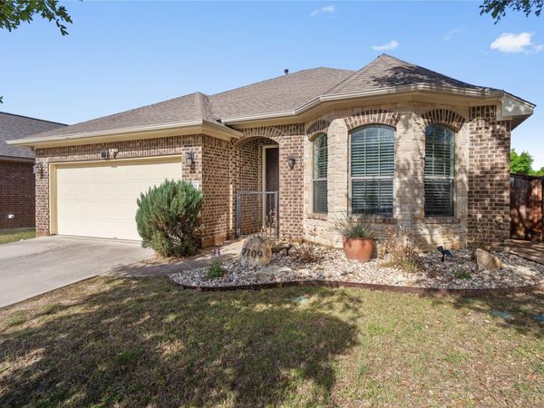 2709 Coral Valley DR, Leander, TX 78641