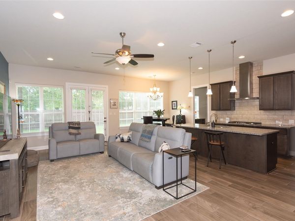4733 Collins ST, Unit 610, Round Rock, TX 78681