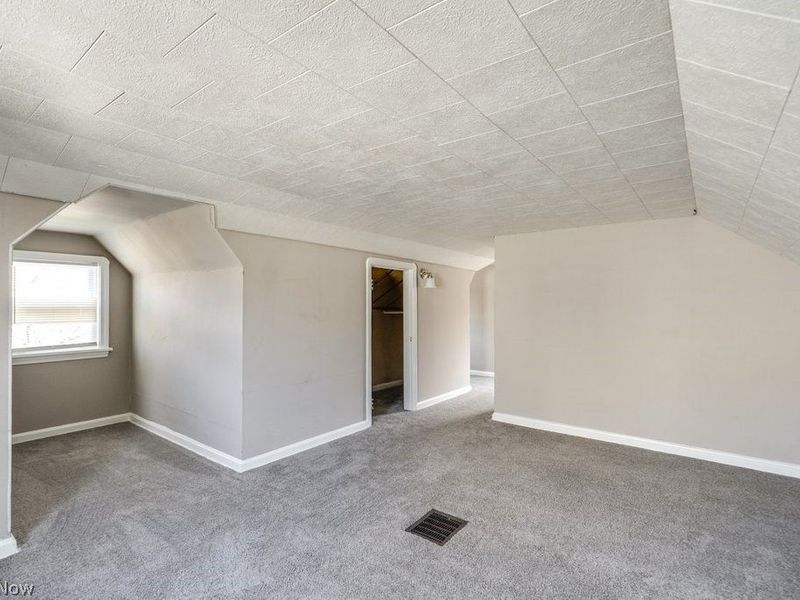 12013 Wayland Avenue, Cleveland, OH 44111 Photo 13