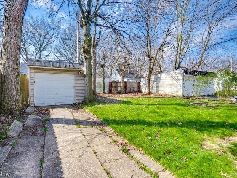 12013 Wayland Avenue, Cleveland, OH 44111 Photo 2