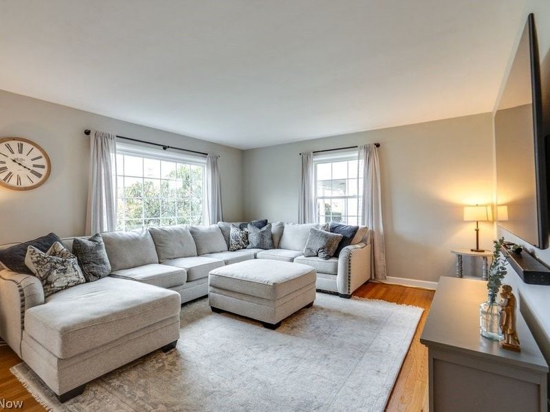 233 Kenilworth Drive, Akron, OH 44313 Photo 6