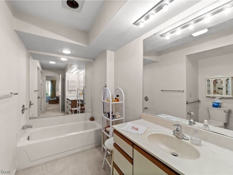 5800 Ridgeview Lane, Willoughby, OH 44094 Photo 21