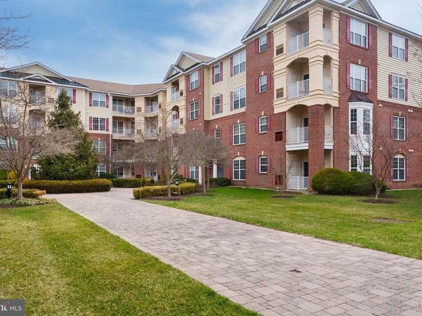 1109 COLTS CIRCLE, Unit F2, LAWRENCE TOWNSHIP, NJ 08648