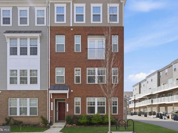 10501 JOHN GLENN STREET , LANHAM, MD 20706