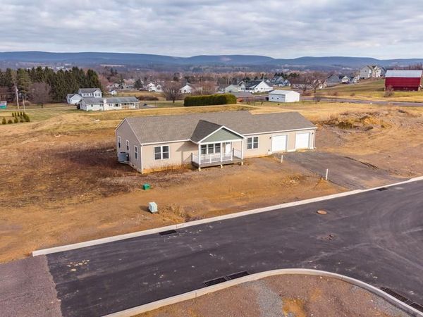 34 MIFFLIN TERRACE , MIFFLINVILLE, PA 18635