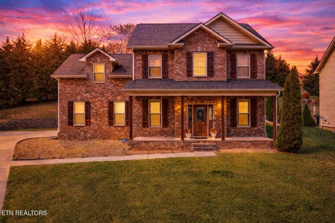 807 Galloping Lane, Powell, TN 37849 Main Photo