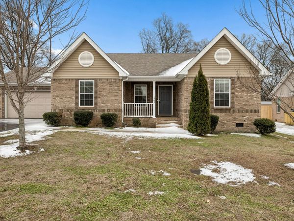 1909 Susan Rd , Columbia, TN 38401