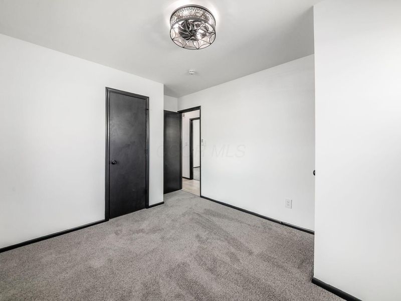 5548 Roche Drive, Columbus, OH 43229 Photo 30