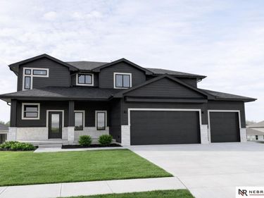 21707 Glenmore Drive , Gretna, NE 68028