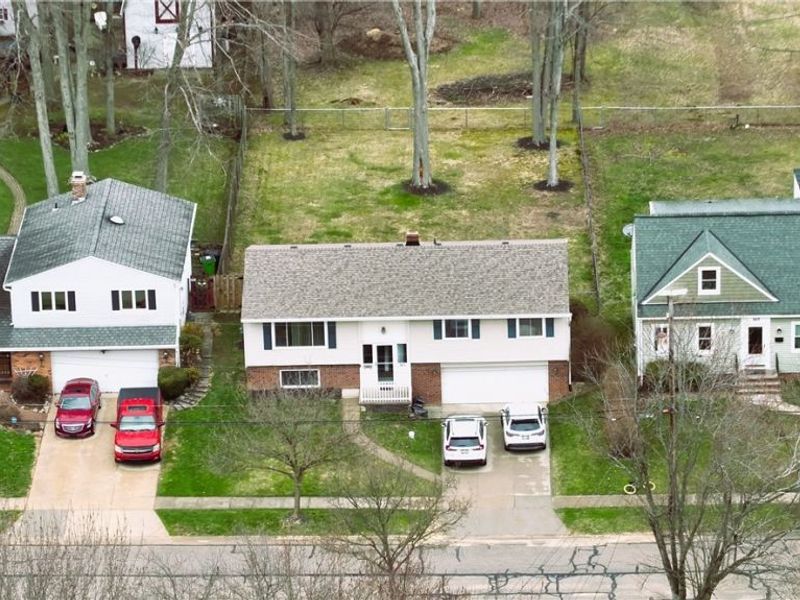 165 Dorland Avenue, Berea, OH 44017 Photo 2