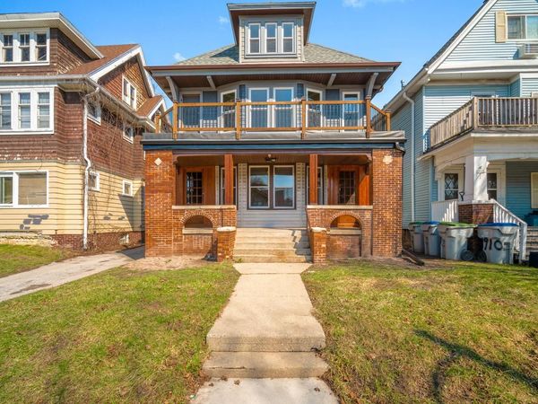 1914 N 48th STREET, Unit 1916, Milwaukee, WI 53208