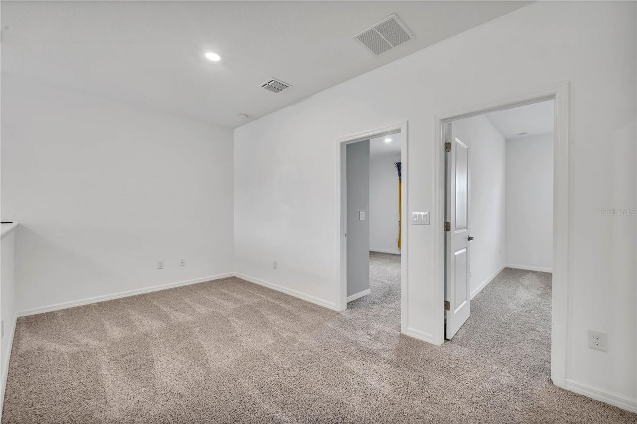 11532 Woodleaf Drive , Lakewood Ranch, FL 34211 Photo