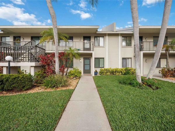 7754 EAGLE CREEK DRIVE, Unit 7512, SARASOTA, FL 34243