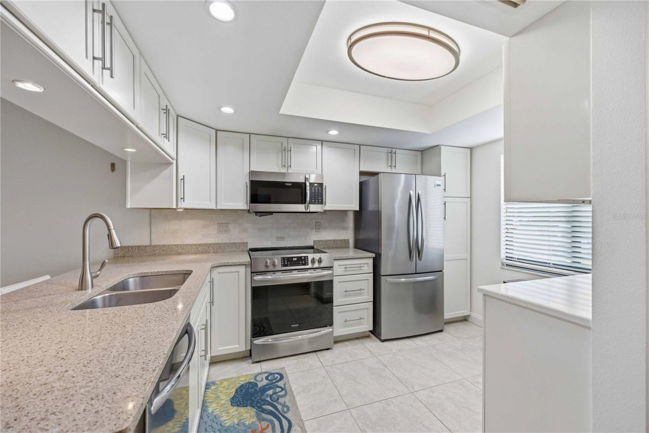 7754 Eagle Creek Drive, Unit 7512, Sarasota, FL 34243 Photo