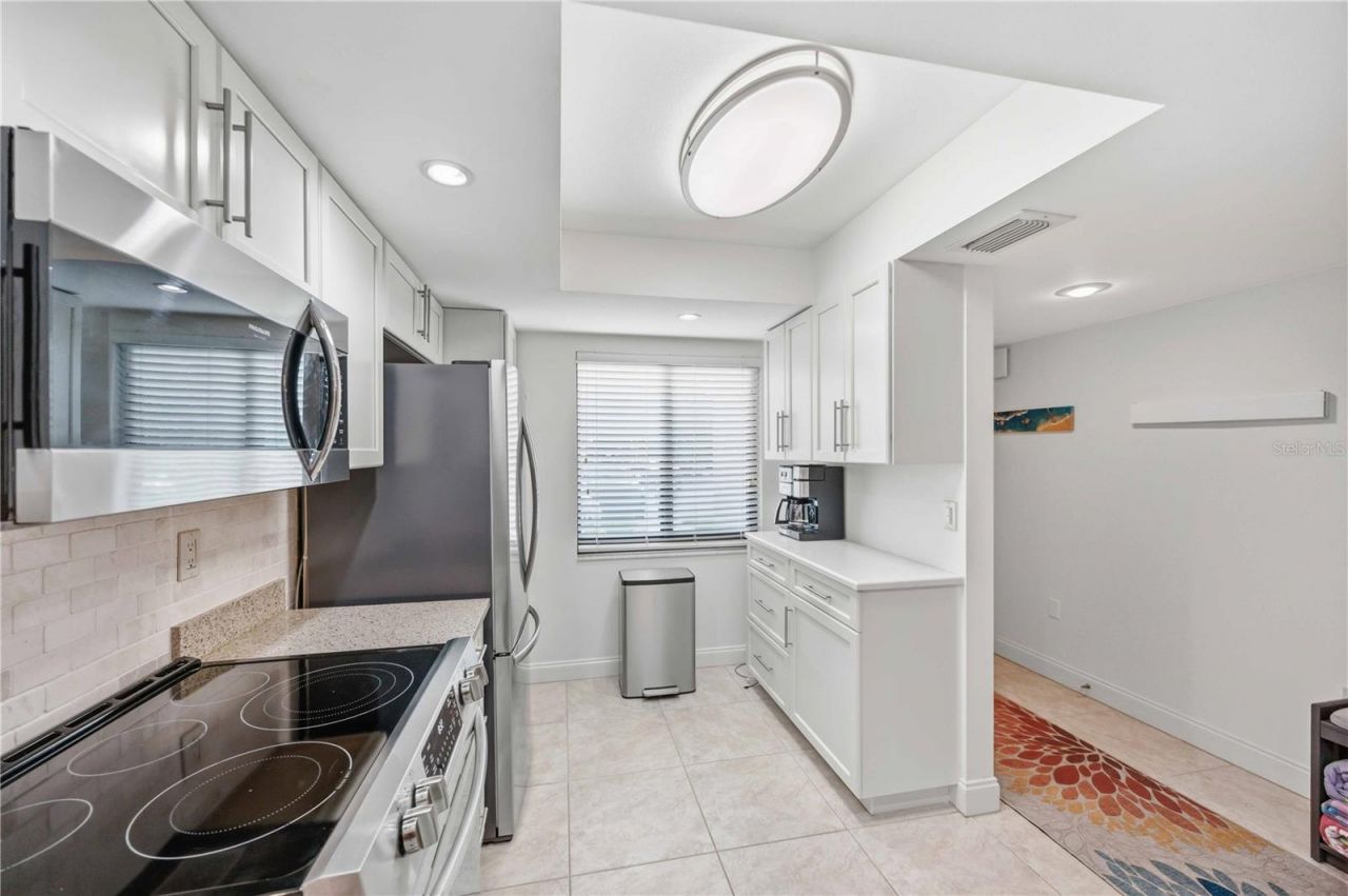 7754 Eagle Creek Drive, Unit 7512, Sarasota, FL 34243 Photo