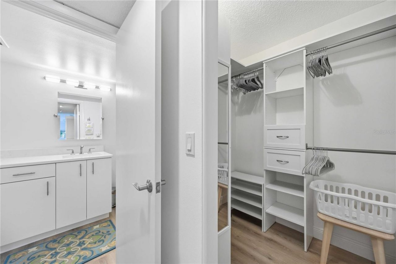 7754 Eagle Creek Drive, Unit 7512, Sarasota, FL 34243 Photo