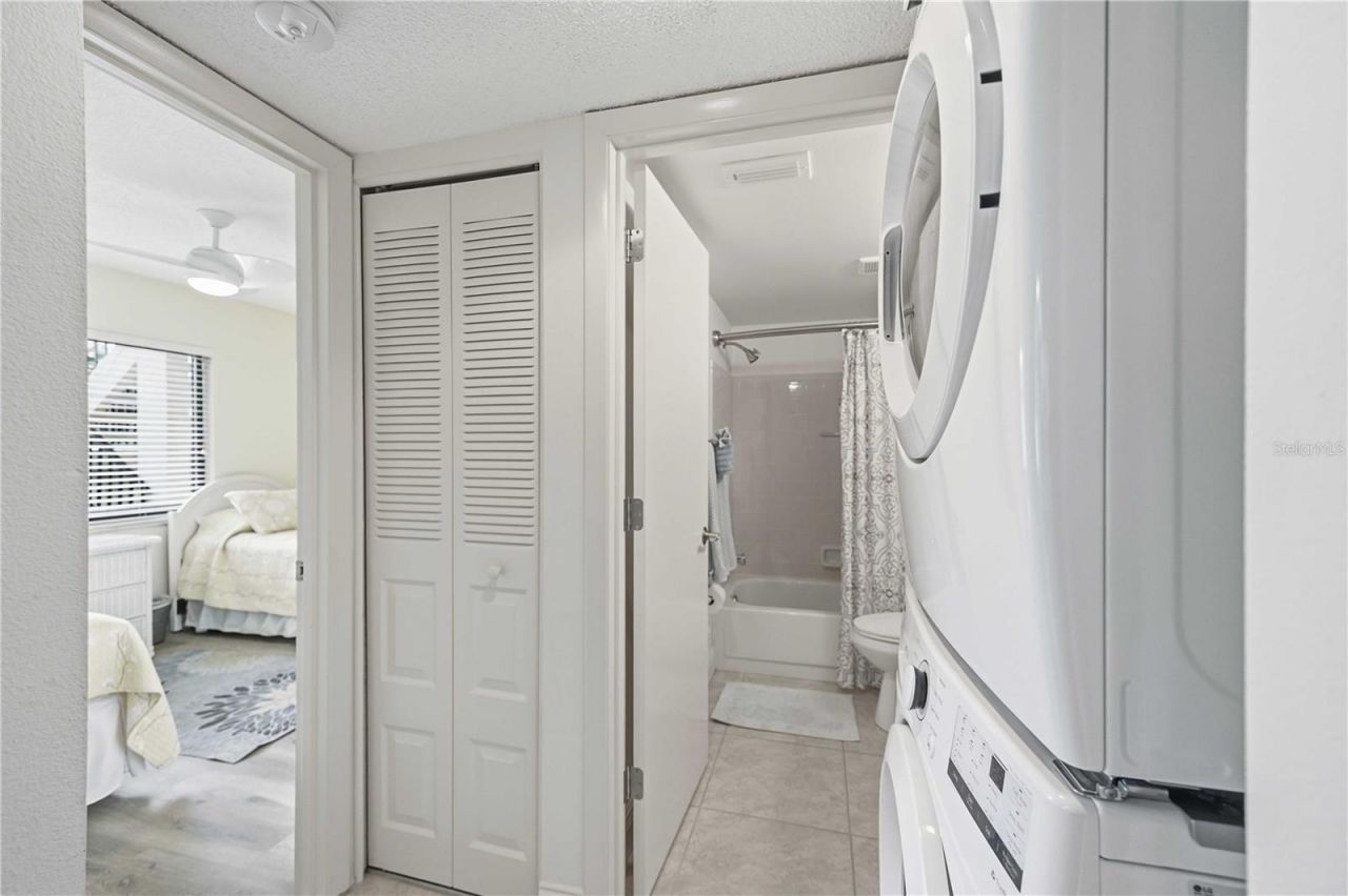 7754 Eagle Creek Drive, Unit 7512, Sarasota, FL 34243 Photo
