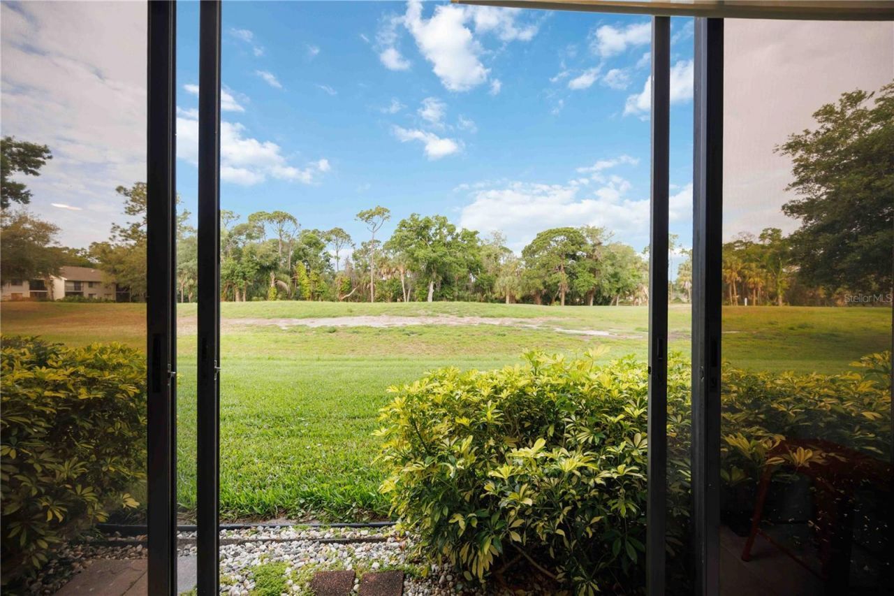 7754 Eagle Creek Drive, Unit 7512, Sarasota, FL 34243 Photo