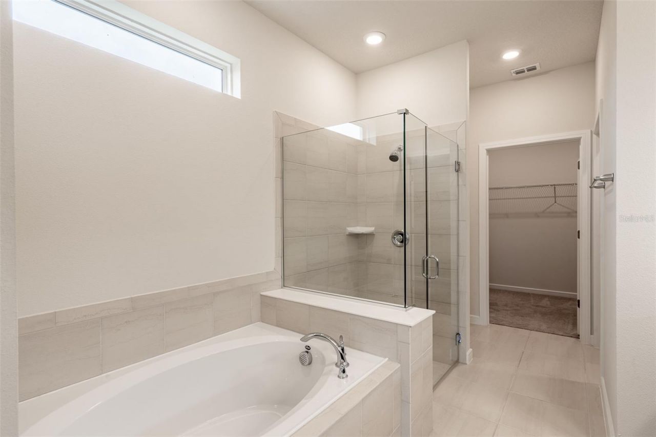 15966 Winding Bluff Drive, Montverde, FL 34756 Photo