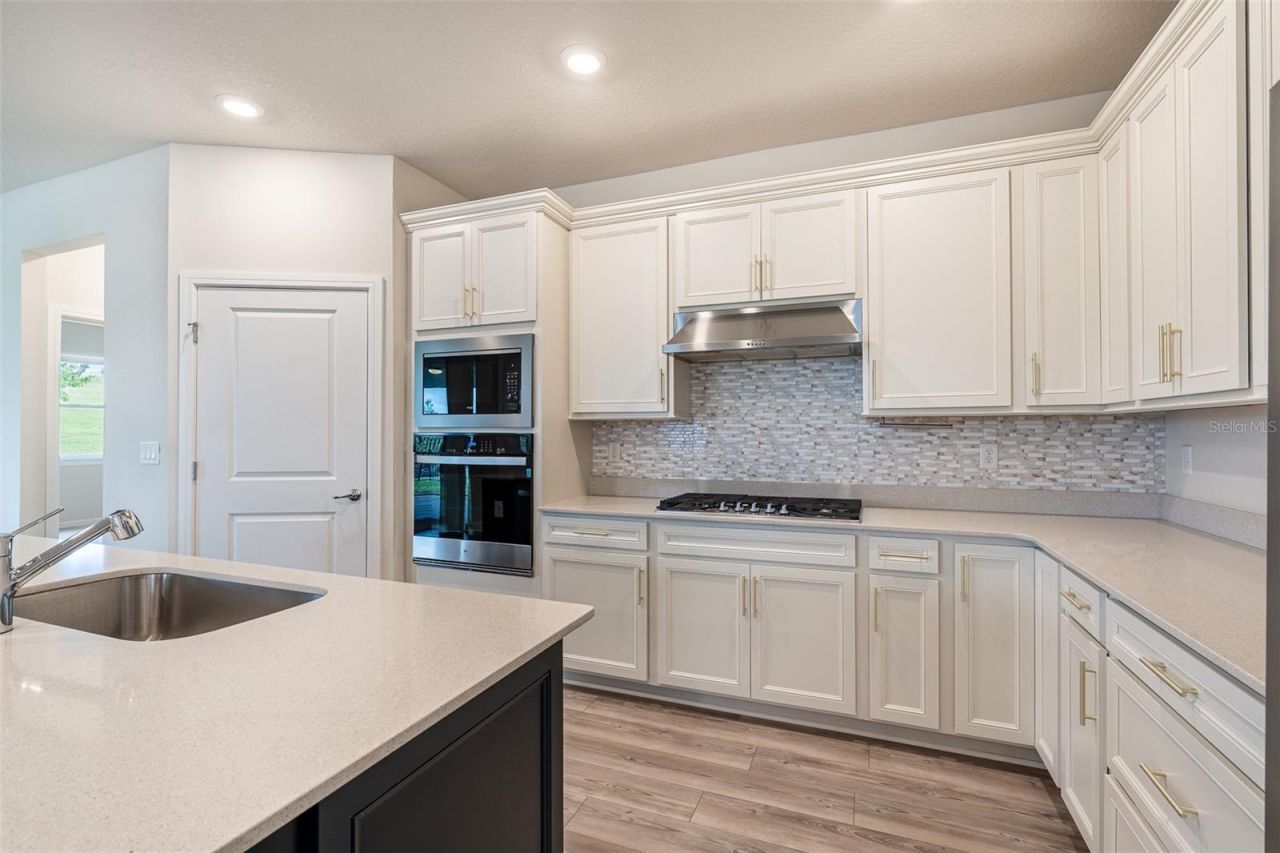 15966 Winding Bluff Drive, Montverde, FL 34756 Photo