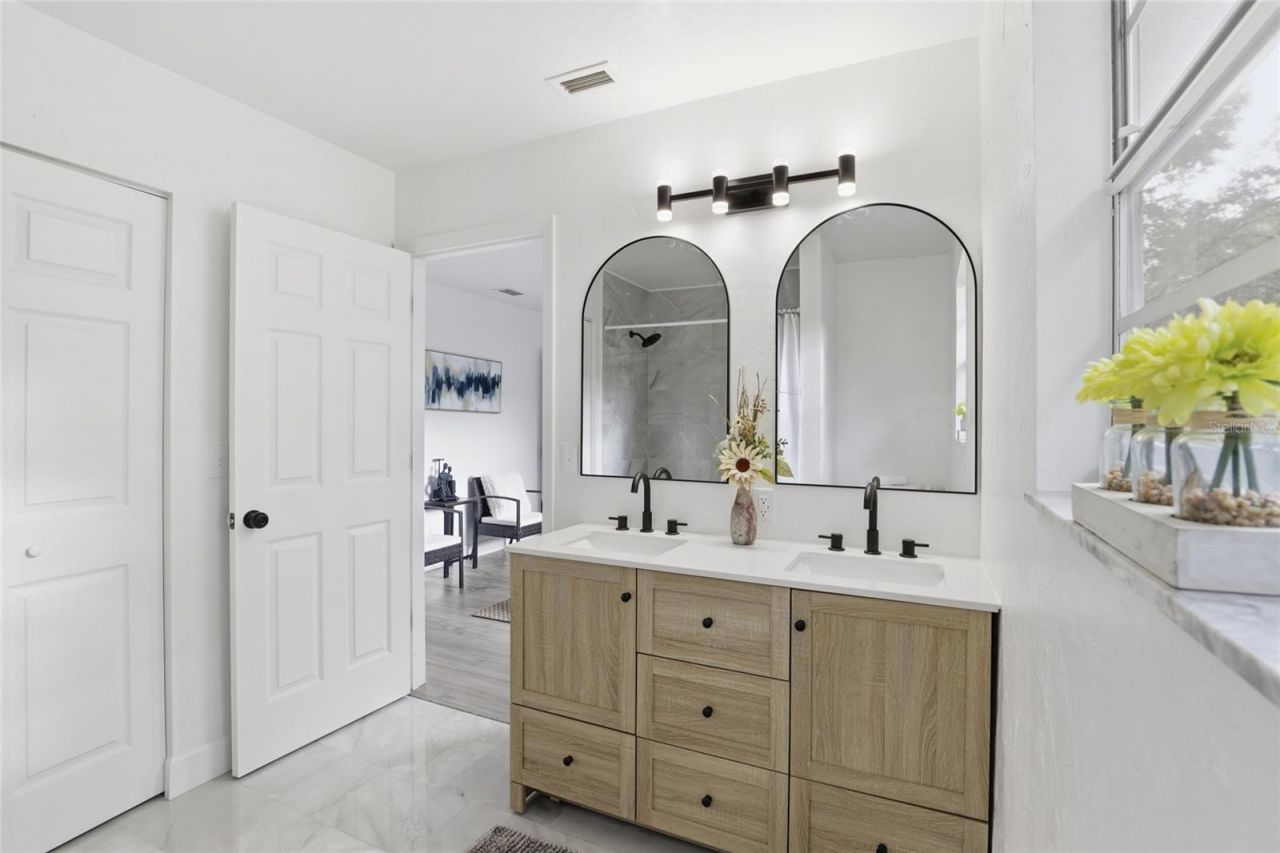 6110 NW 38th Terrace , Gainesville, FL 32653 Photo