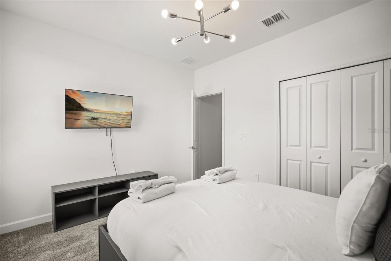 8946 Play Through Drive , Davenport, FL 33896 Photo