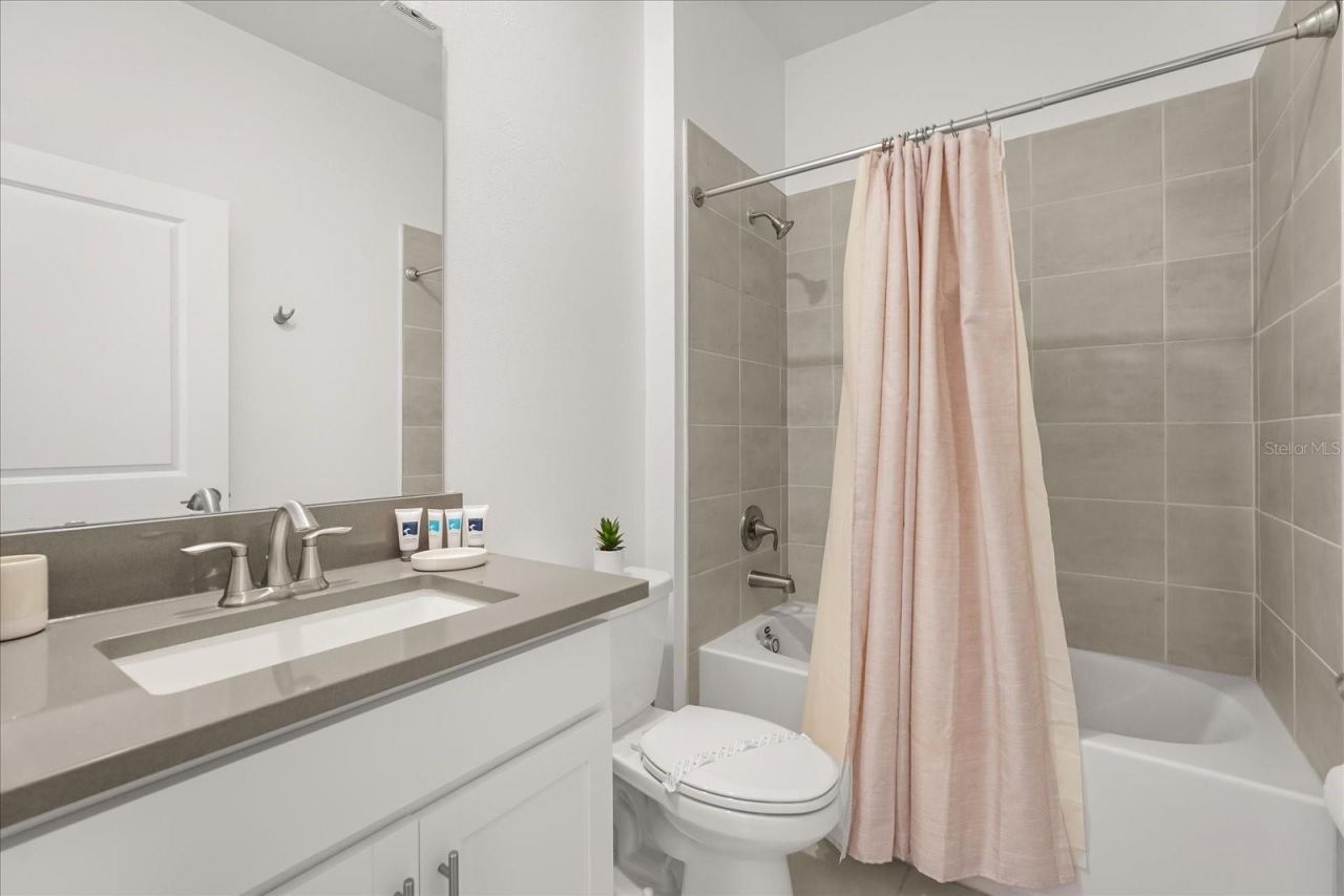 8946 Play Through Drive , Davenport, FL 33896 Photo