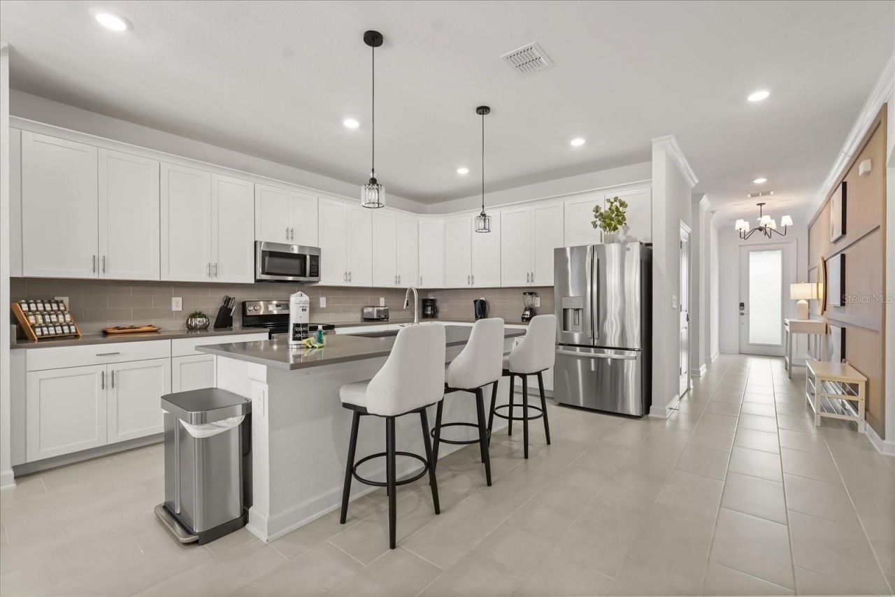 8946 Play Through Drive , Davenport, FL 33896 Photo