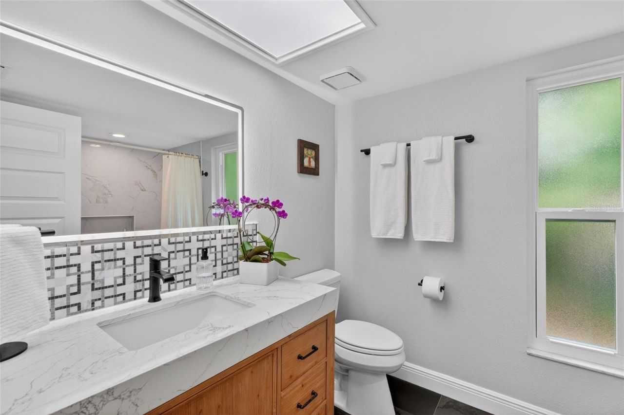 14013 Shady Shores Drive, Tampa, FL 33613 Photo