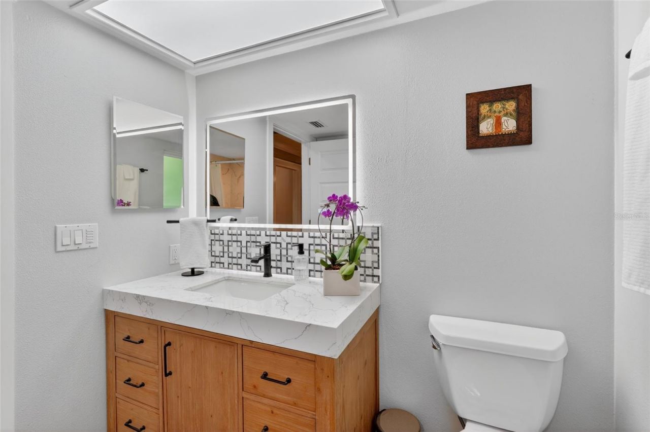 14013 Shady Shores Drive, Tampa, FL 33613 Photo