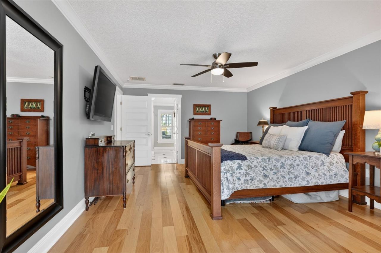 14013 Shady Shores Drive, Tampa, FL 33613 Photo