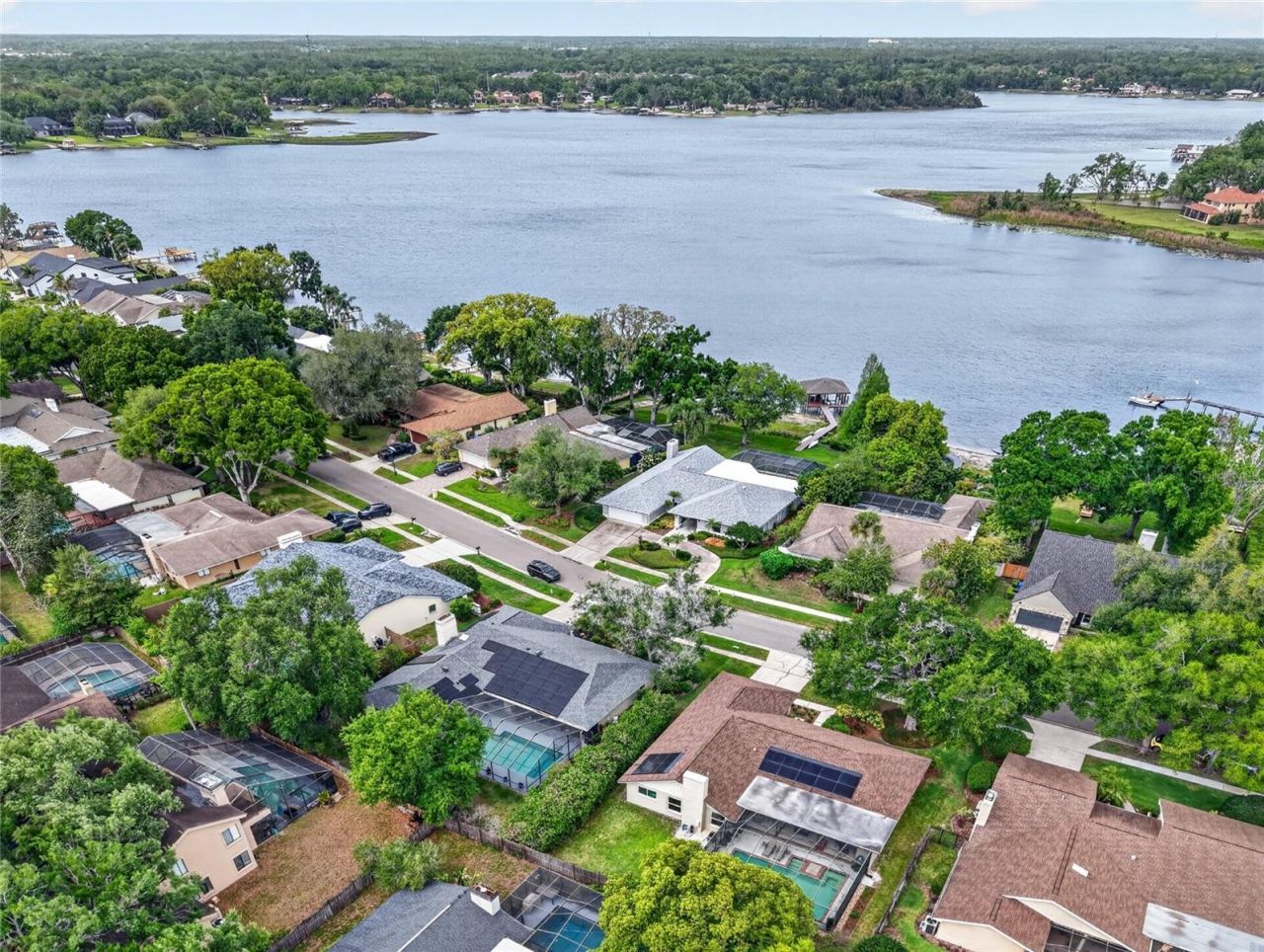 14013 Shady Shores Drive, Tampa, FL 33613 Photo