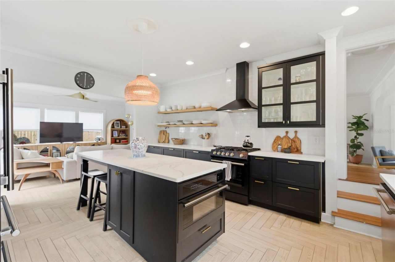816 16th Avenue Ne, Saint Petersburg, FL 33704 Photo