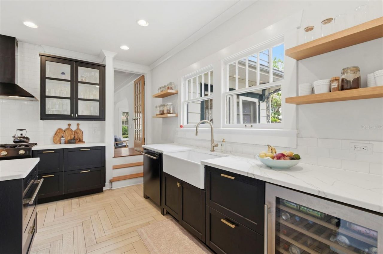816 16th Avenue Ne, Saint Petersburg, FL 33704 Photo