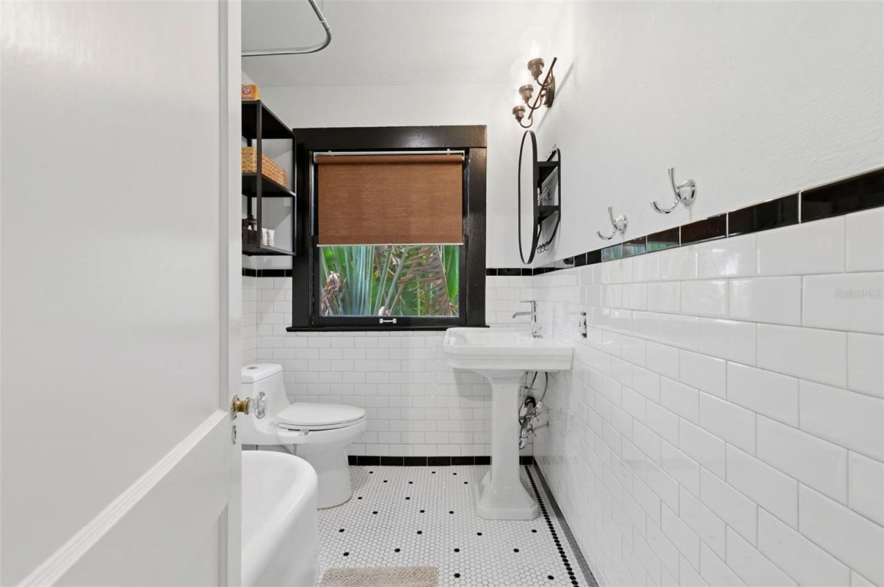 816 16th Avenue Ne, Saint Petersburg, FL 33704 Photo