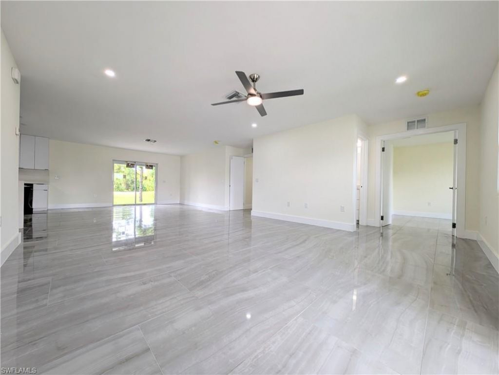798 Bell Blvd S, Lehigh Acres, FL 33974 Photo