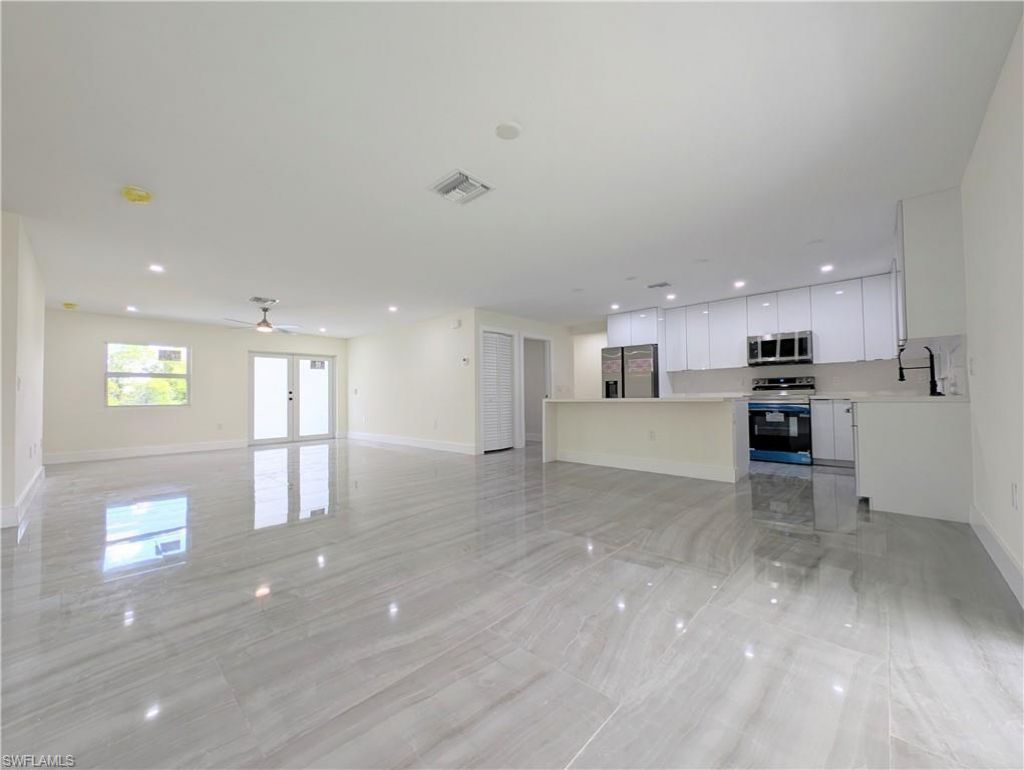798 Bell Blvd S, Lehigh Acres, FL 33974 Photo