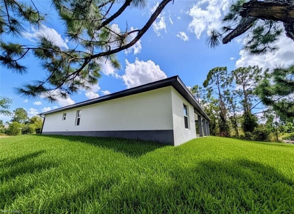 798 Bell Blvd S, Lehigh Acres, FL 33974 Photo