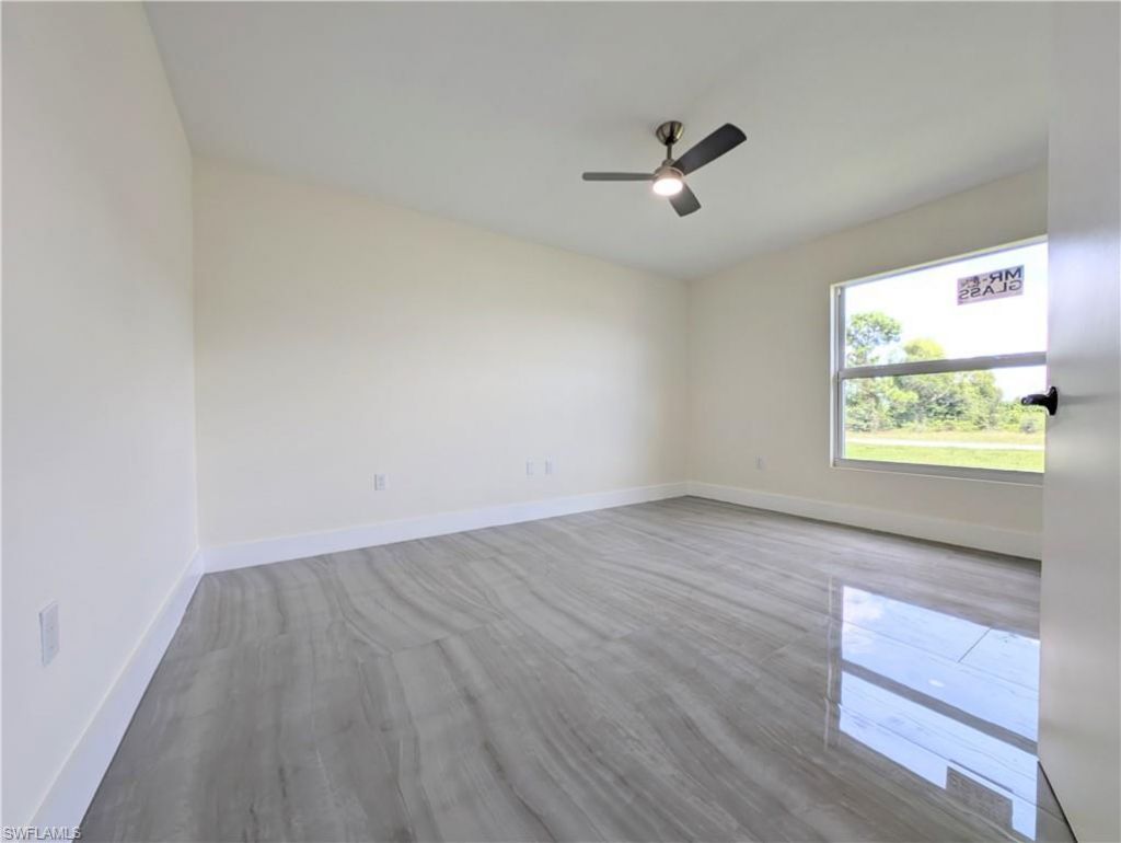 798 Bell Blvd S, Lehigh Acres, FL 33974 Photo