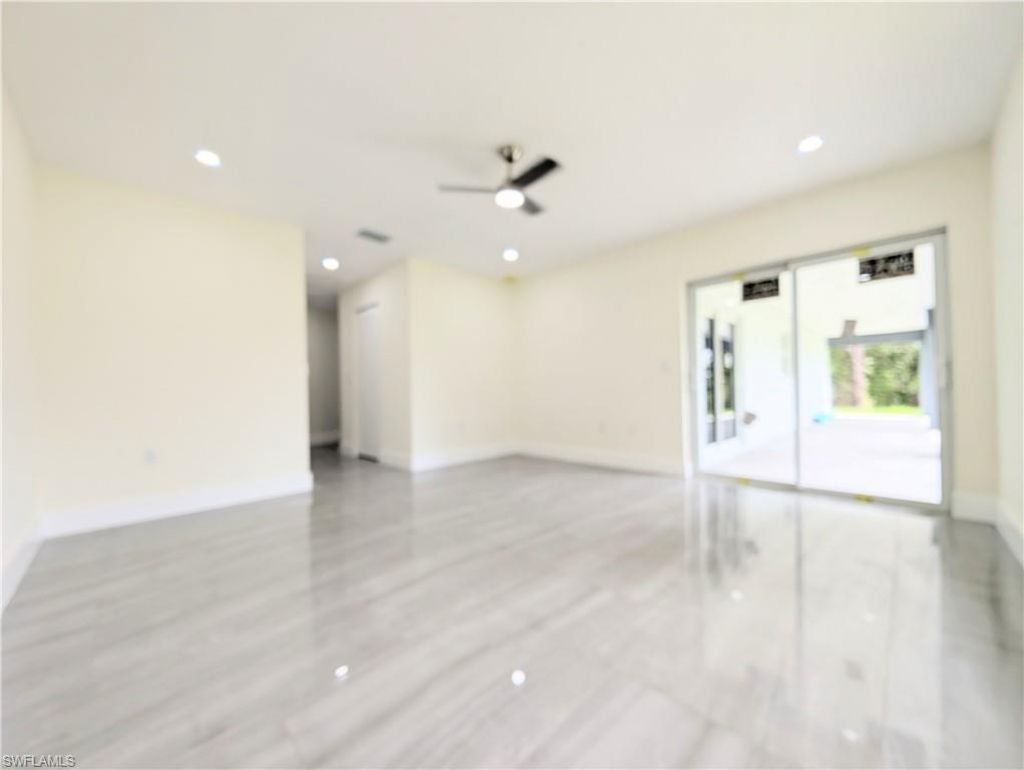 798 Bell Blvd S, Lehigh Acres, FL 33974 Photo