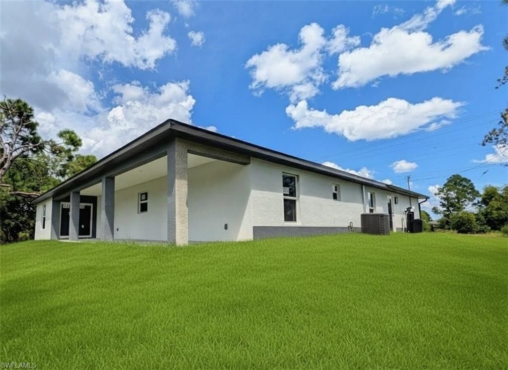 798 Bell Blvd S, Lehigh Acres, FL 33974 Photo