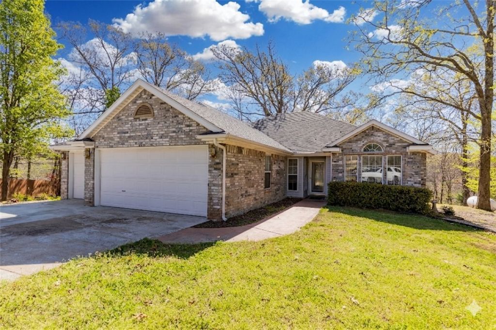 11 Bardon Lane, Bella Vista, AR 72714 Main Photo