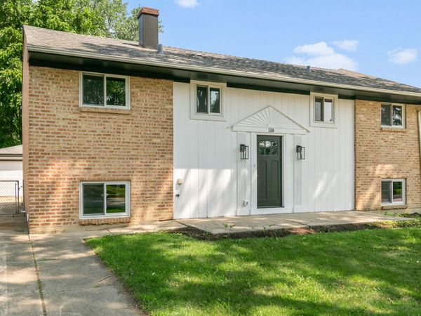 118 Windsor Lane , Glendale Heights, IL 60139